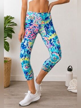 Lilly Pulitzer Luxletic Cropped Leggings XS Vibrant Floral Activewear